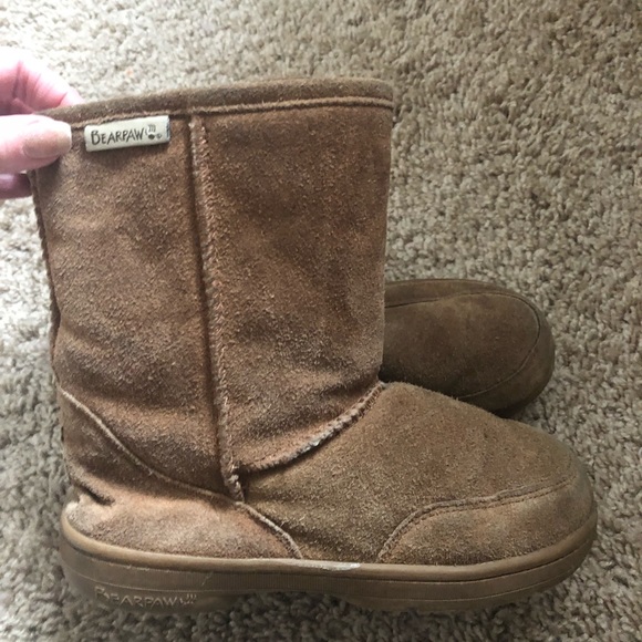 Bearpaw Shoes | Kids Bear Paw Boots!! | Color: Tan | Size: 2 Kids | Lwatilano's Closet